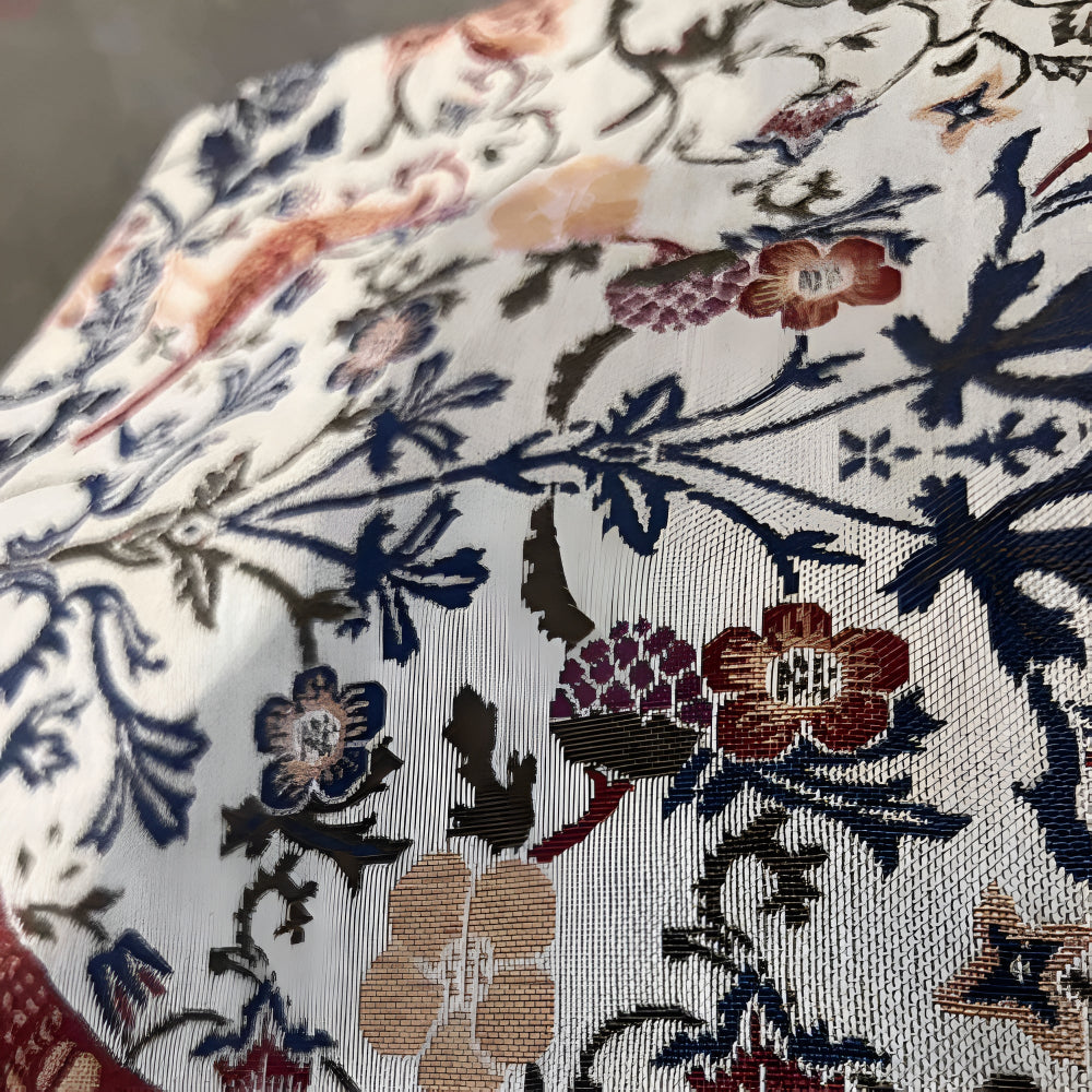 Chemin de table jacquard vintage fleurs et oiseaux