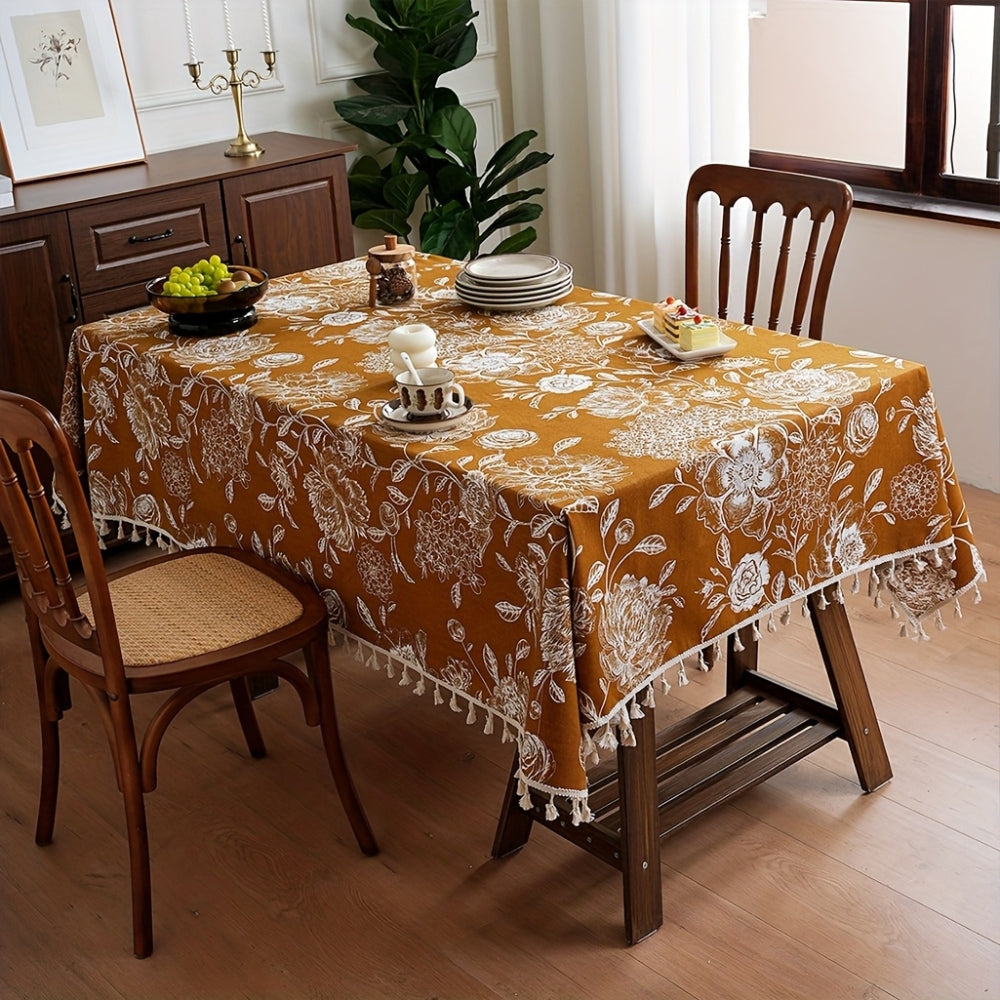 Nappe boho fleurie à pompons motif paon
