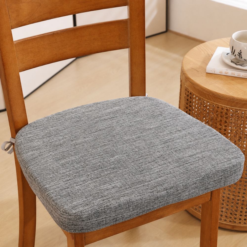 Galette de chaise touffetée Lunari