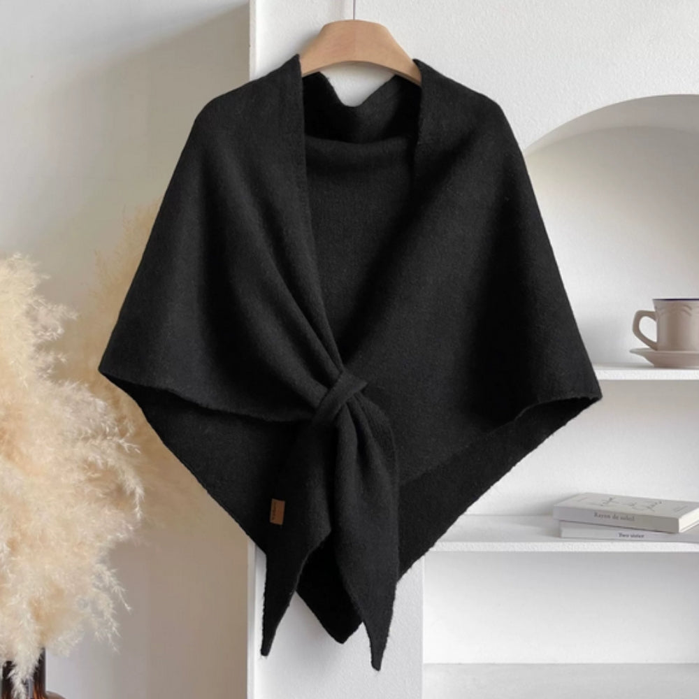 Poncho-cape triangulaire moelleux