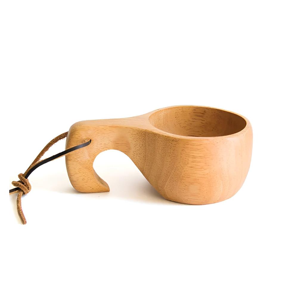 Collection de mugs artisanaux en hévéa