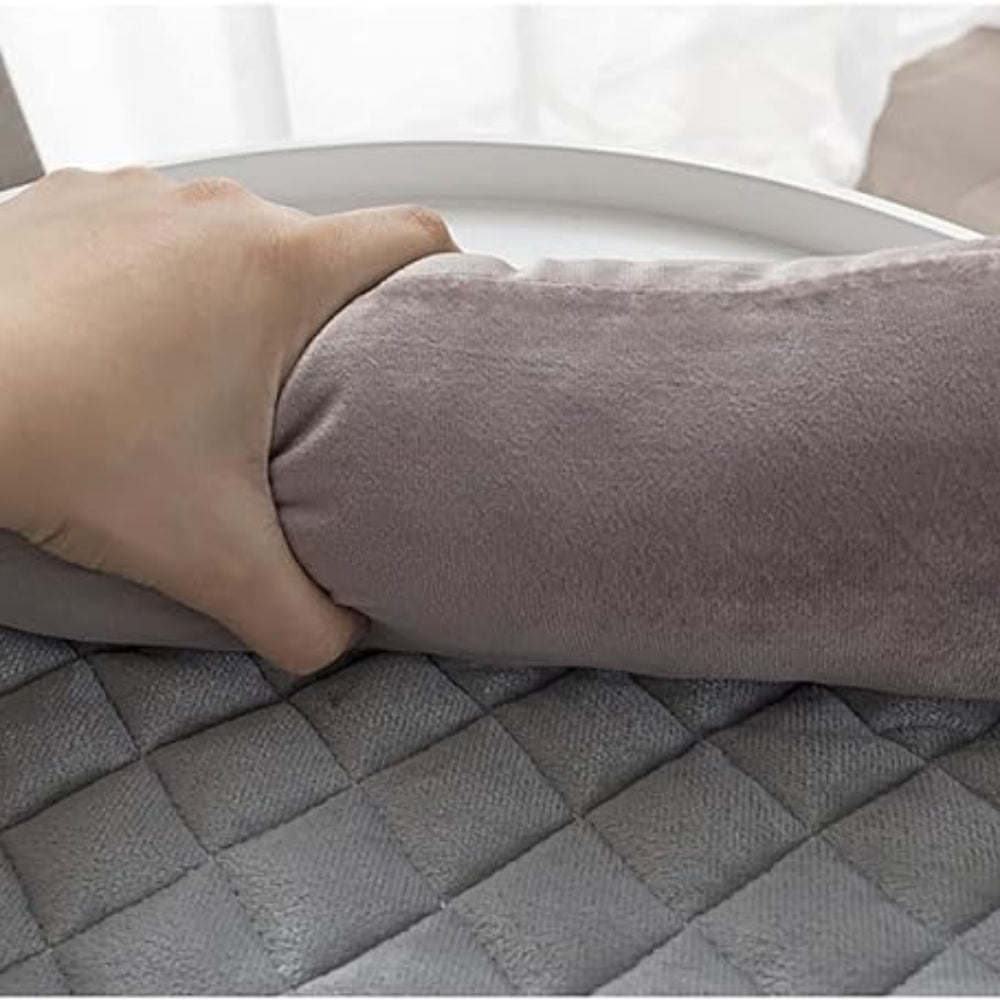 Housse de protection matelassée à rebords pour animaux