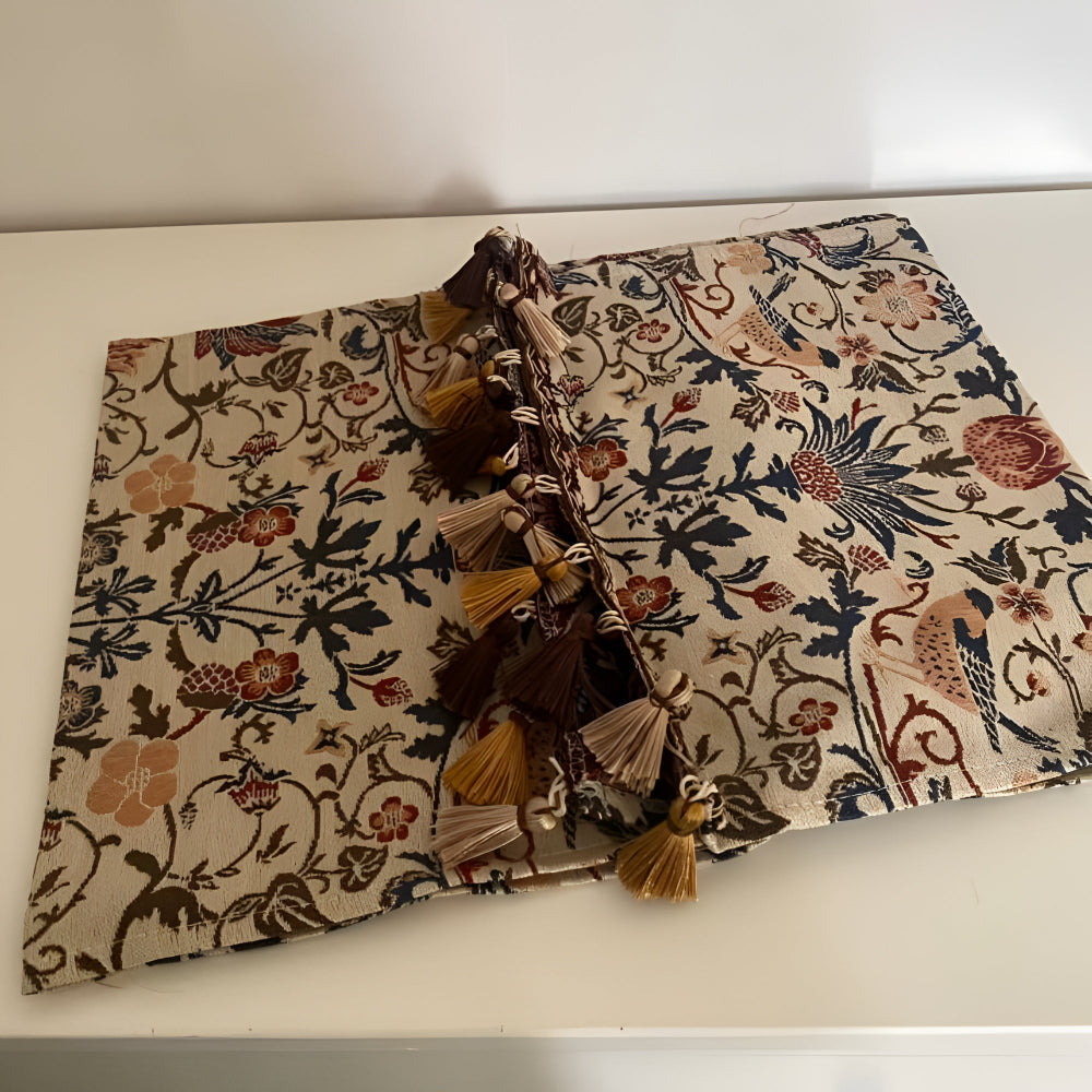 Chemin de table jacquard vintage fleurs et oiseaux