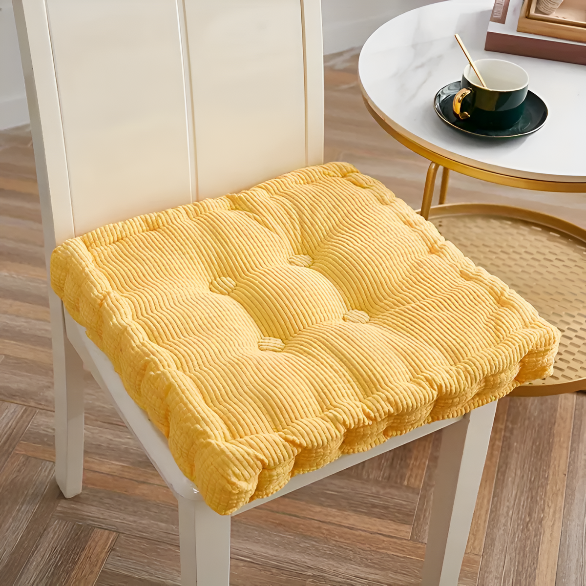 Galettes de chaise empilables en velours côtelé