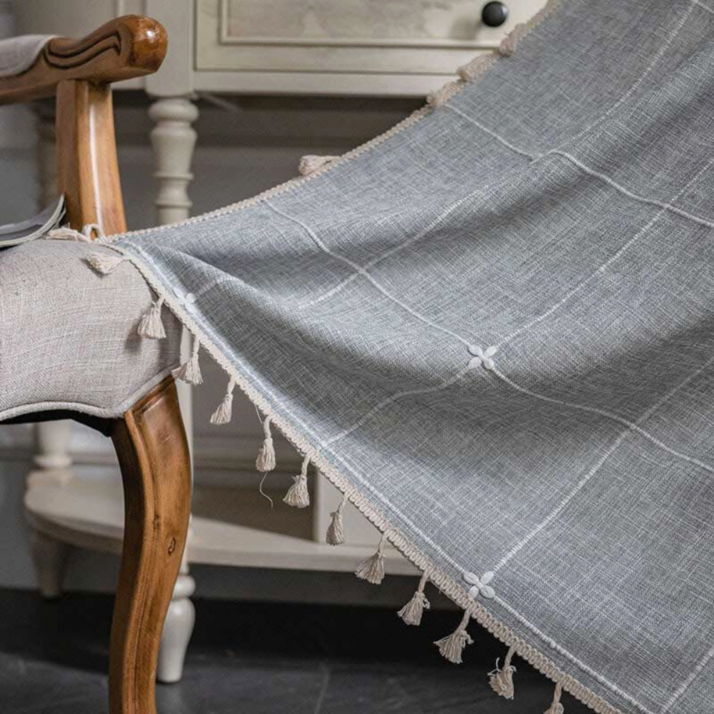 Rideau occultant à carreaux et pompons