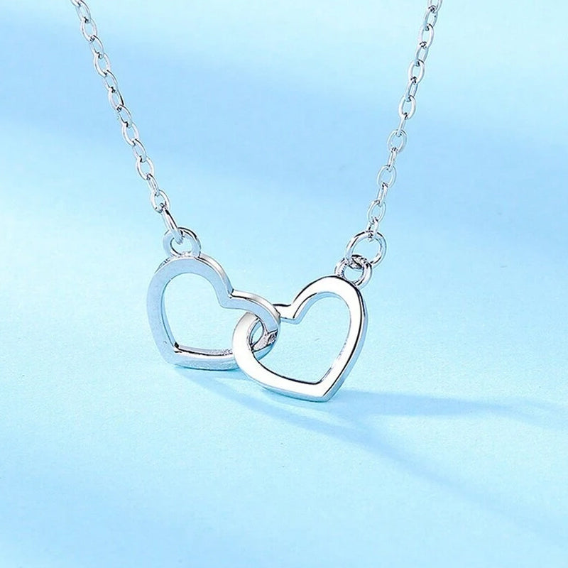 Collier Deux Cœurs avec Rose Rotative et Coffret Cadeau