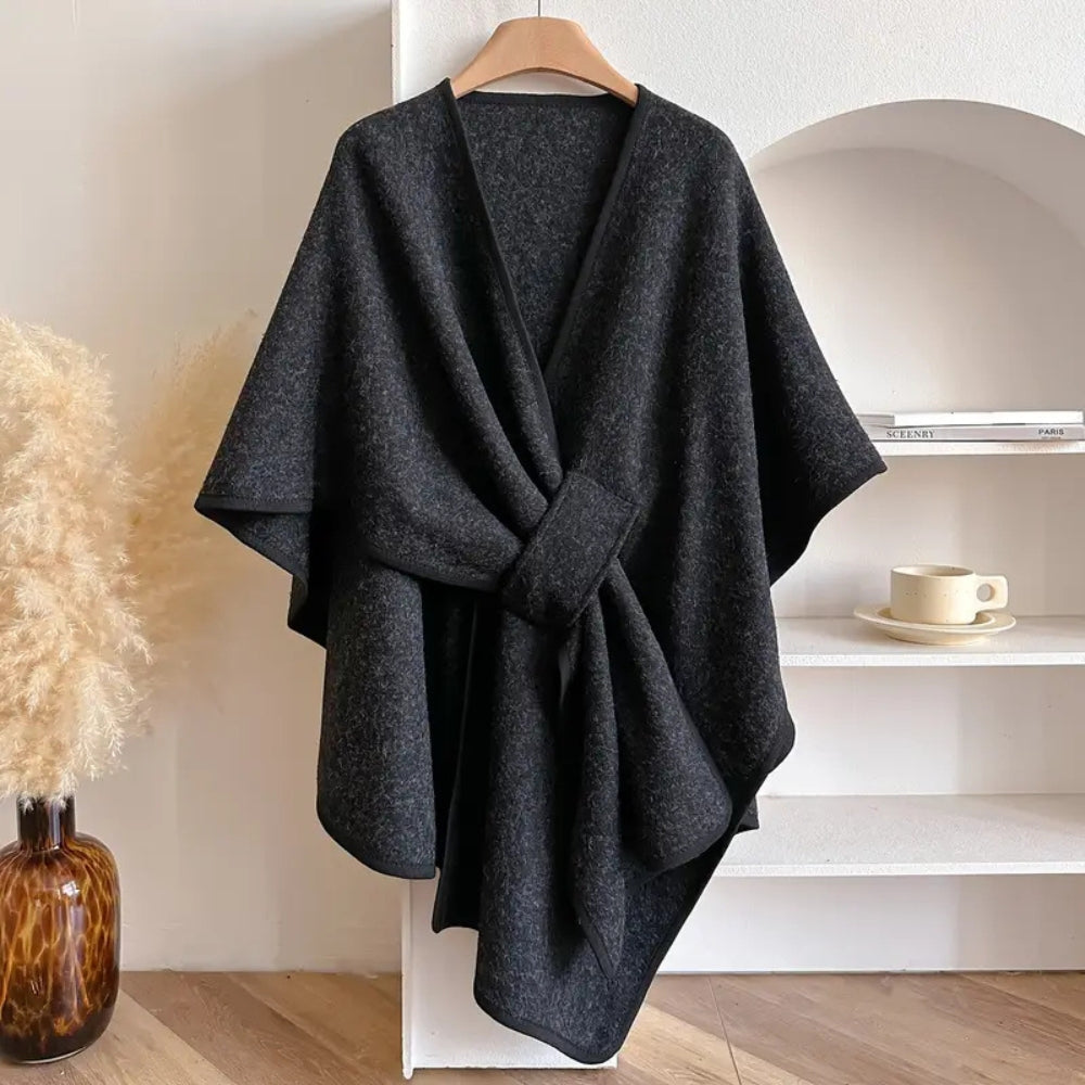 Poncho-cape coupe-vent luxueux