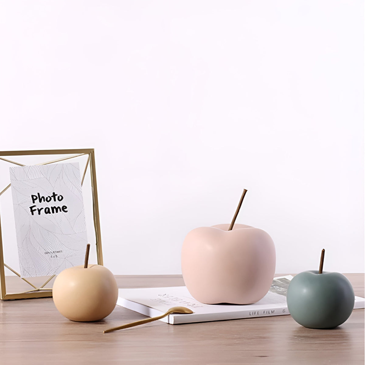 Pommes décoratives en céramique