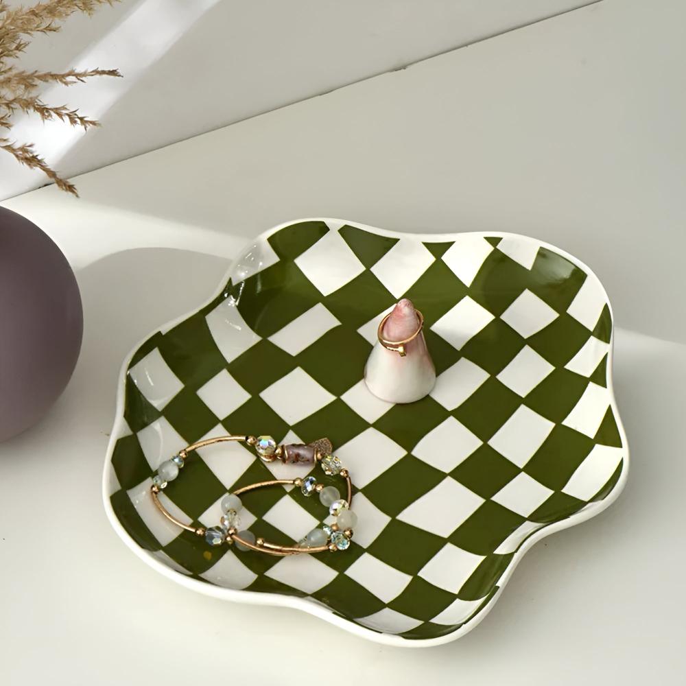 Assiette en céramique à carreaux classique – Chessboard Pattern