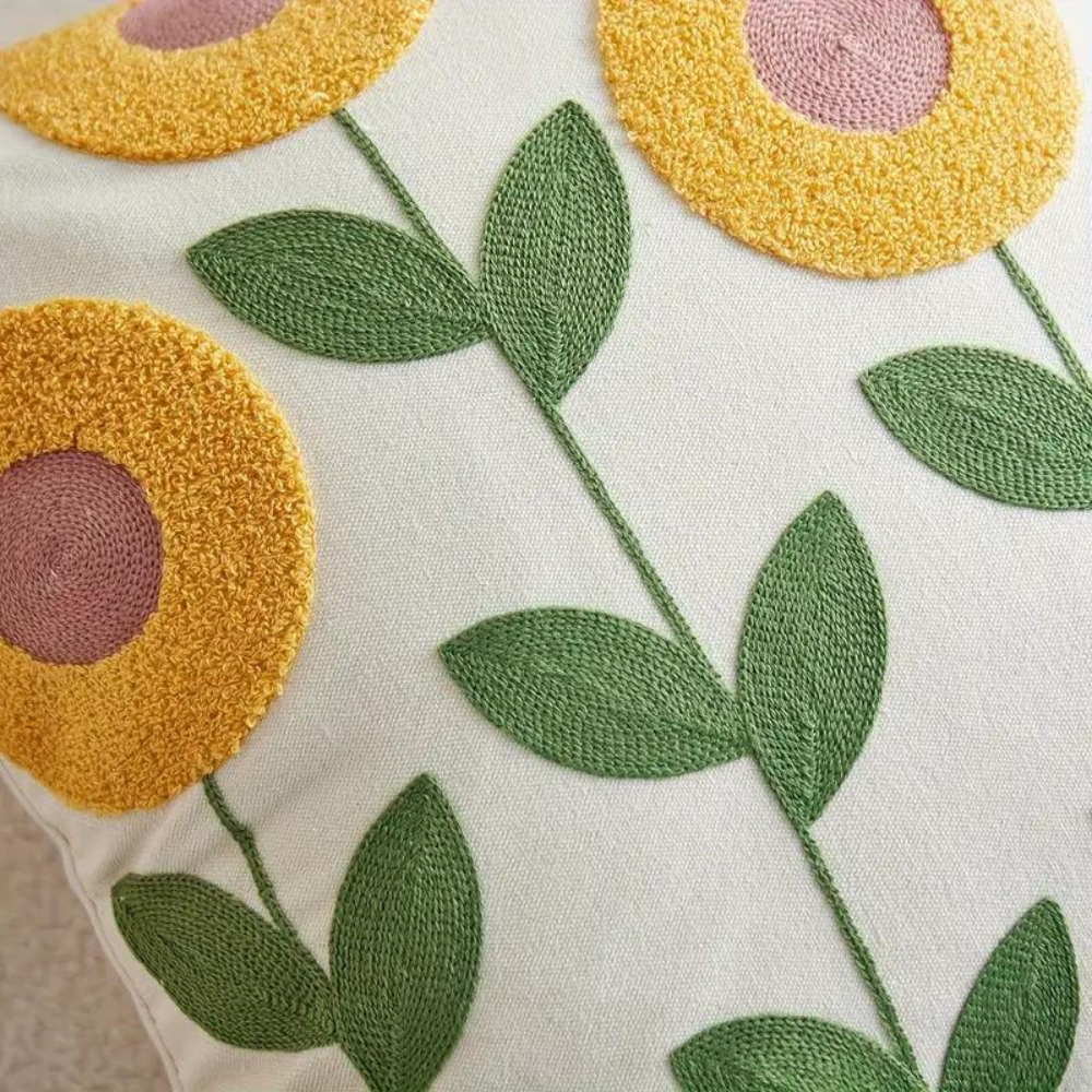 Housse de coussin motif végétal élégant
