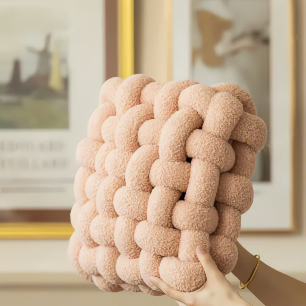 Coussin bouclette noué moelleux