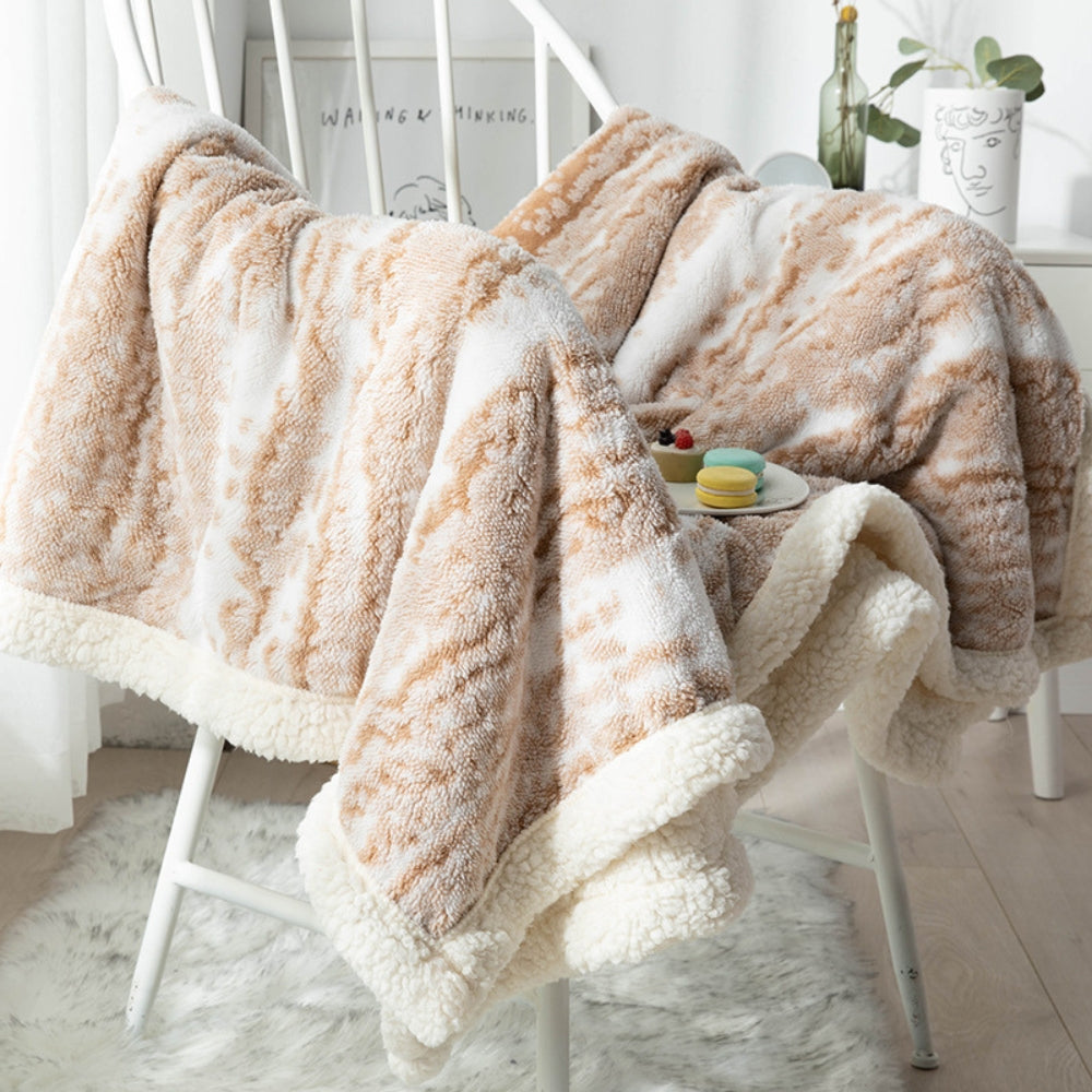 Plaid sherpa en velours Seraphina – Corail Dream