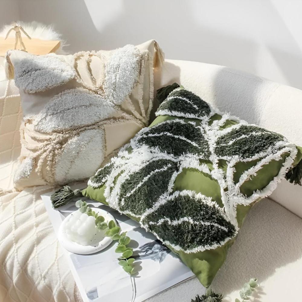 Housse de coussin feuille moelleuse à pompons – Vert forêt