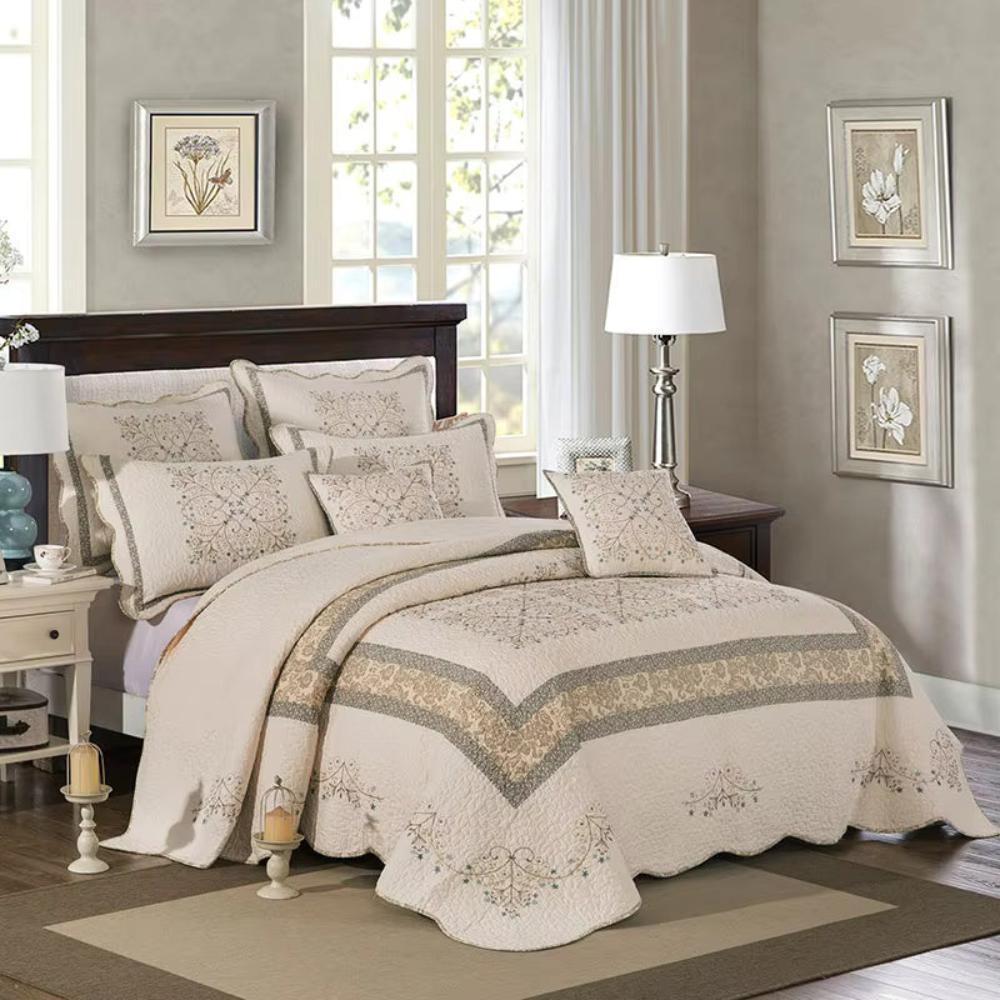 Couvre-lit patchwork brodé élégant – Queen
