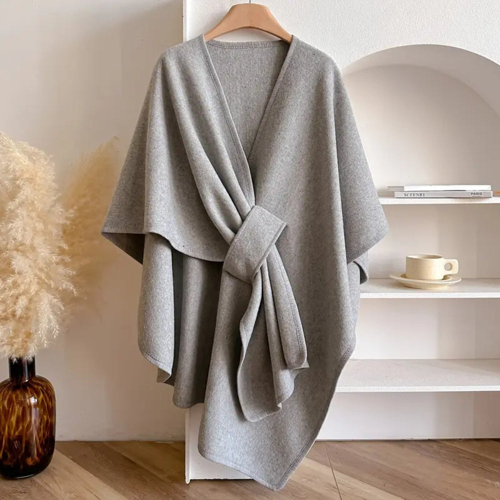 Poncho-cape coupe-vent luxueux