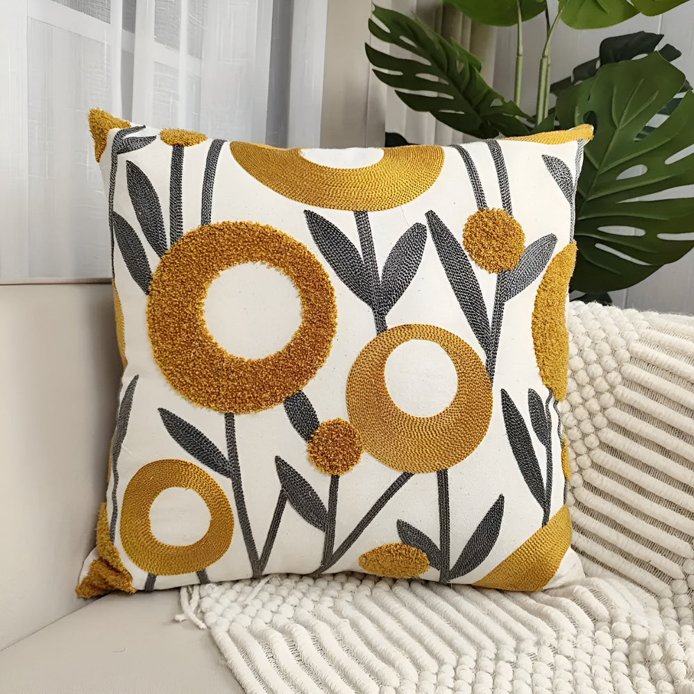 Housse de coussin brodée Floral Essence