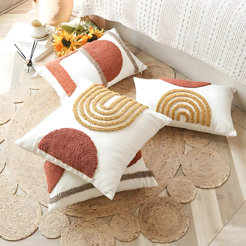 Housse de coussin brodée géométrique Eden