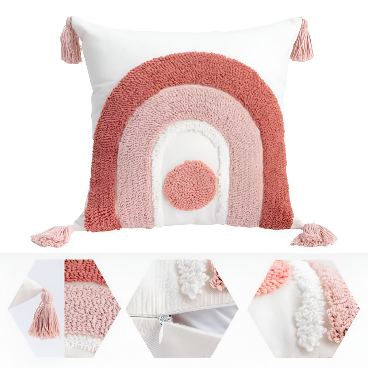 Housse de coussin boho brodée et touffetée