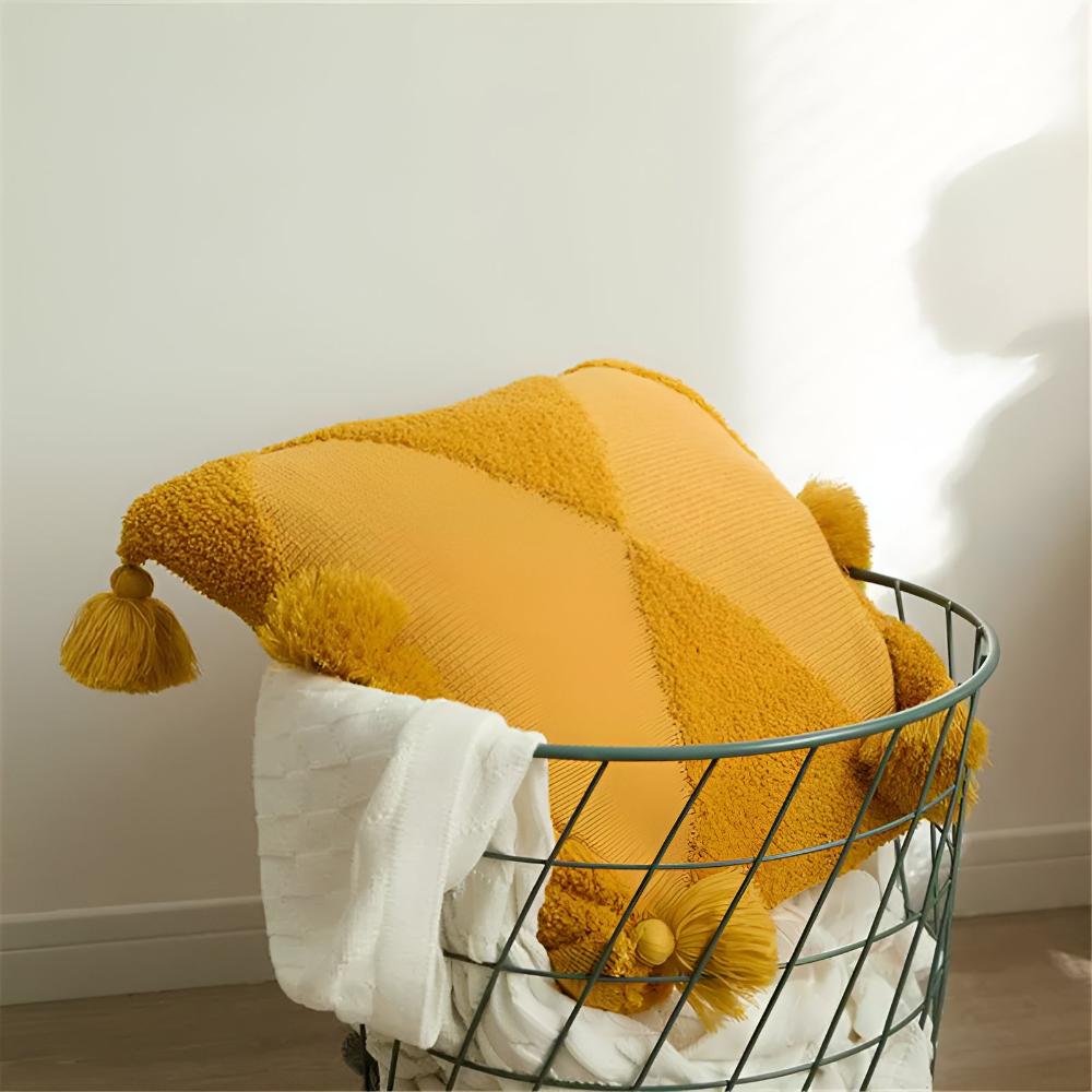 Coussins à pompons