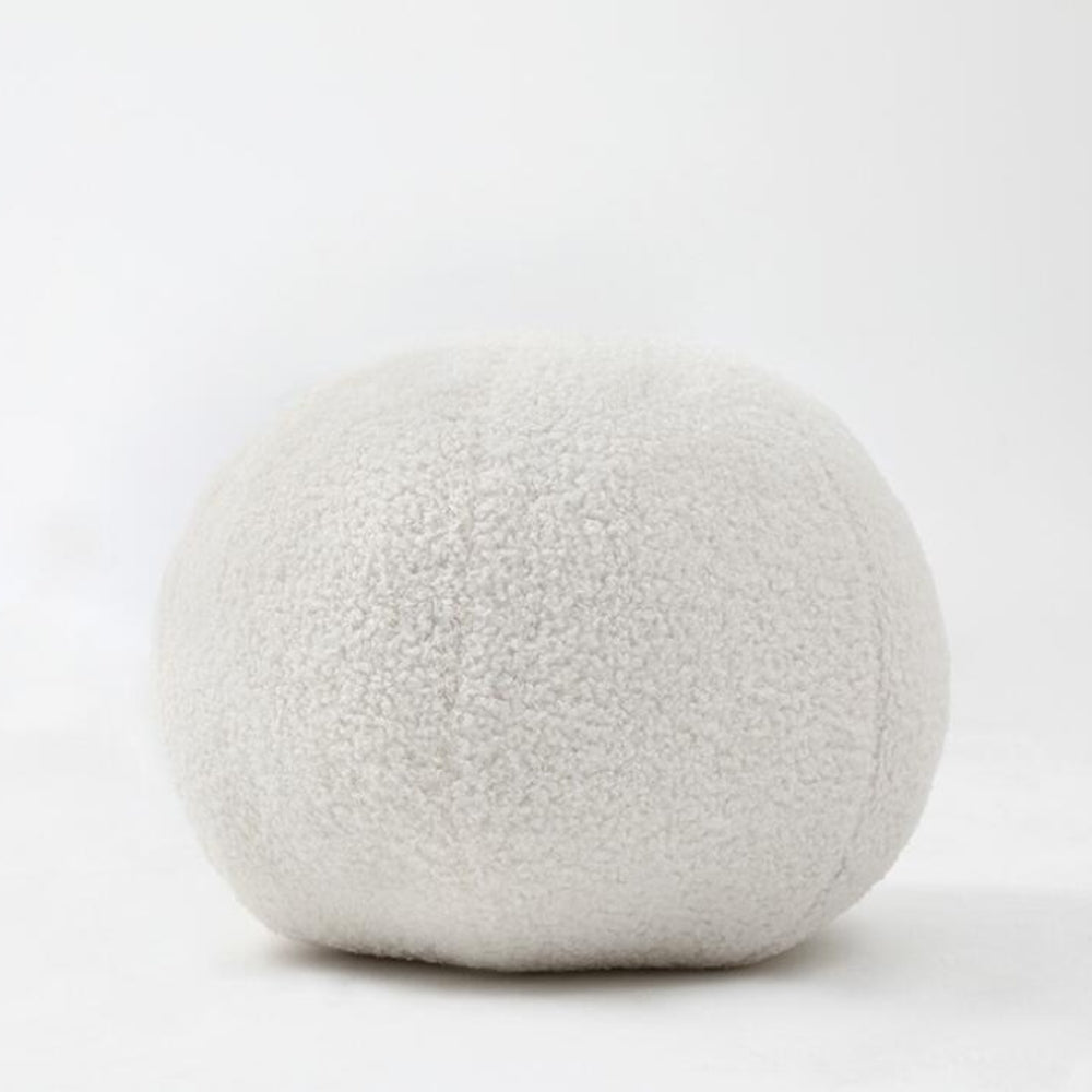 Coussin bouclette en forme de boule