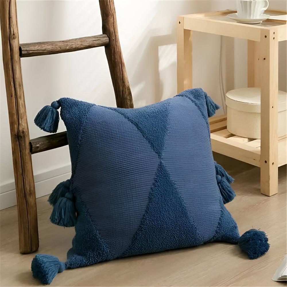 Coussins à pompons