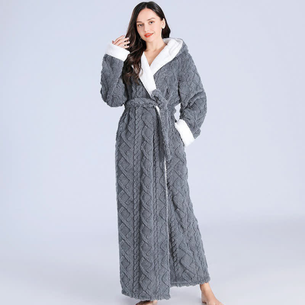 Peignoir long à capuche en peluche