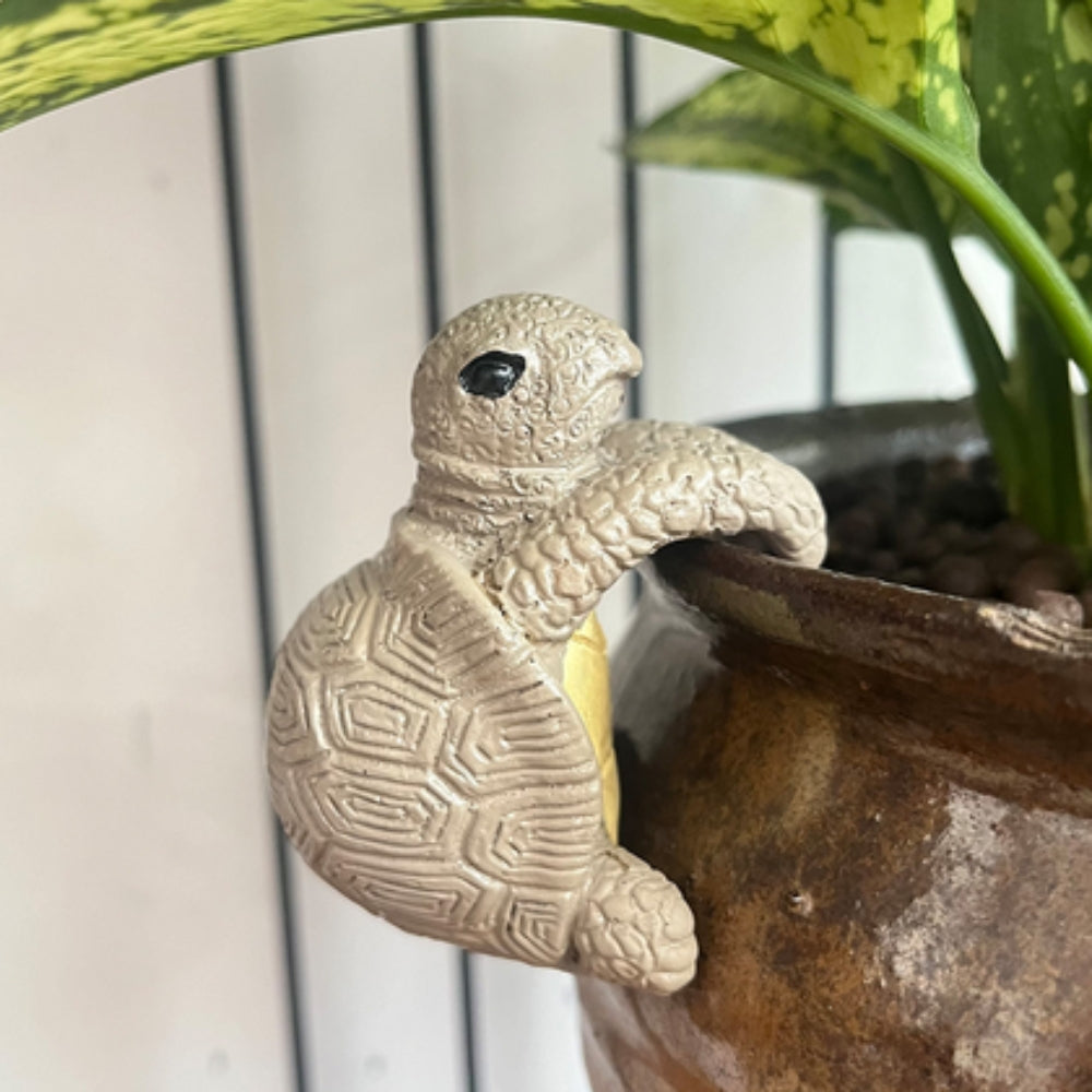 Figurine tortue suspendue Arden en résine