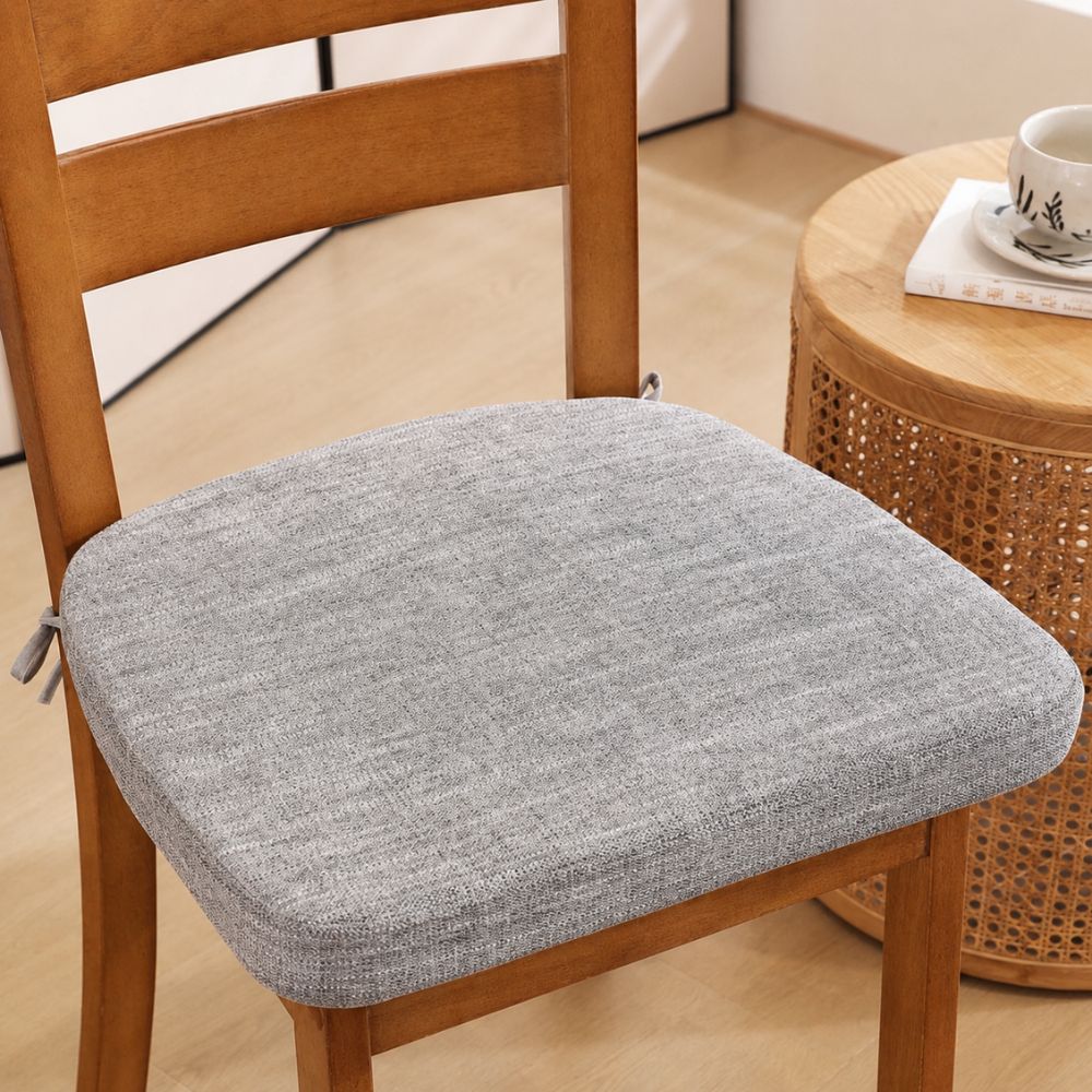 Galette de chaise touffetée Lunari