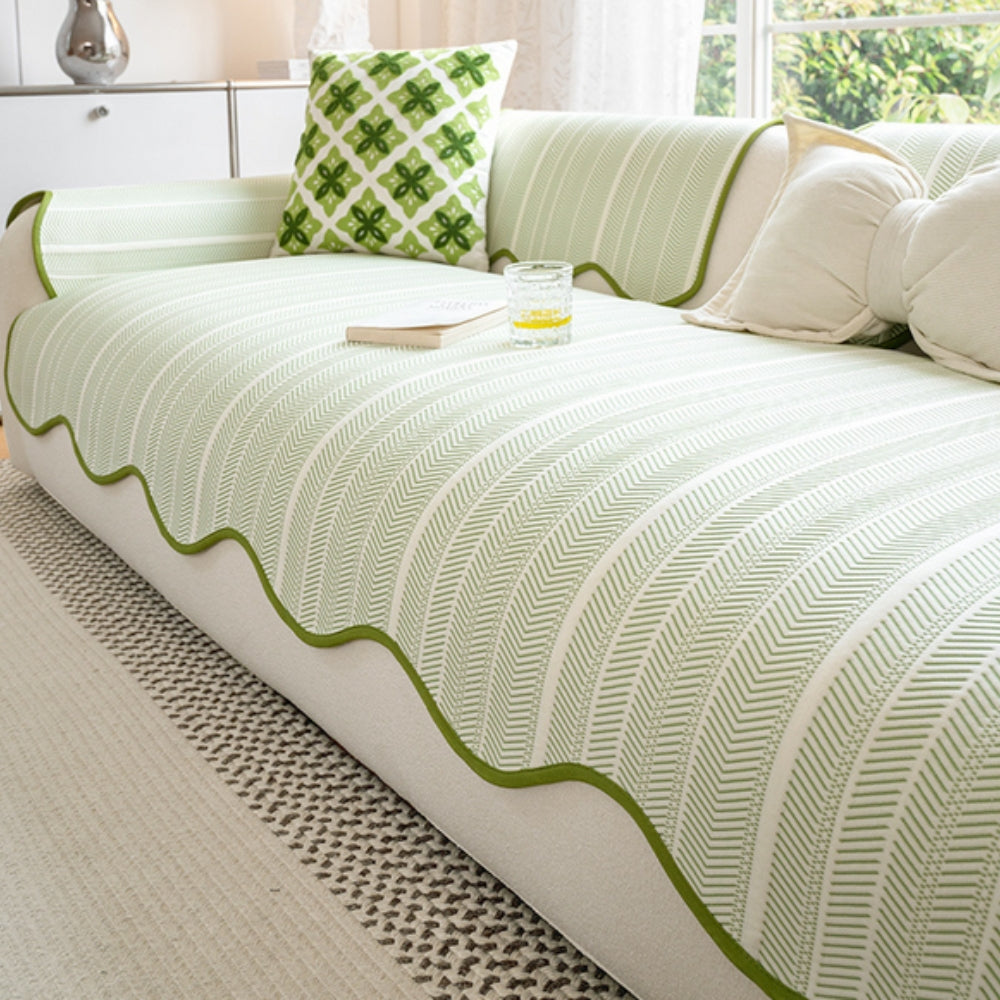 Housse de canapé Aurivelle à chevrons et bord festonné – Crème Wave