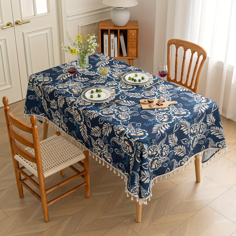 Nappe boho fleurie à pompons motif paon – Marine Bloom