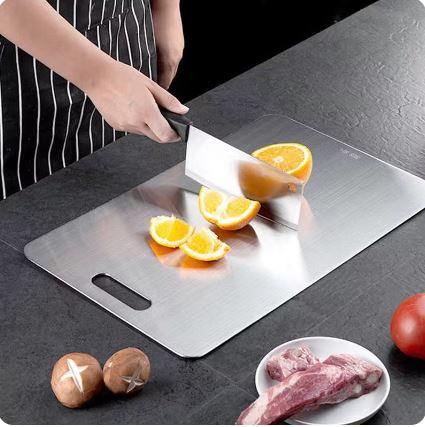 TitaniumBoard – Planche à Découper en Titane Ultra-Résistante