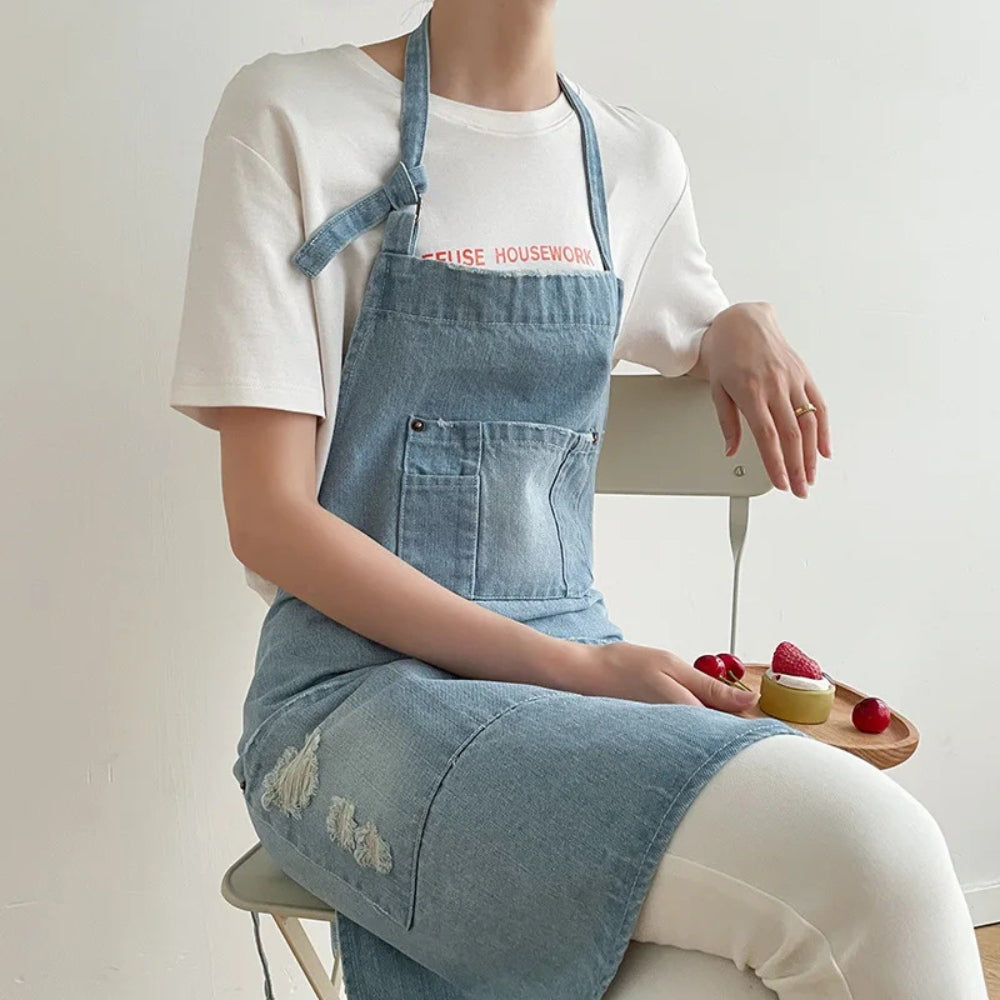 Tablier classique en denim bleu à poche