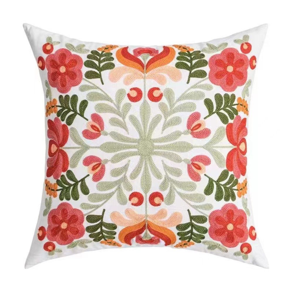 Housse de coussin imprimé floral éthéré