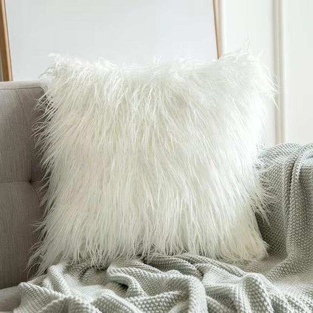 Housse de coussin duveteuse chic