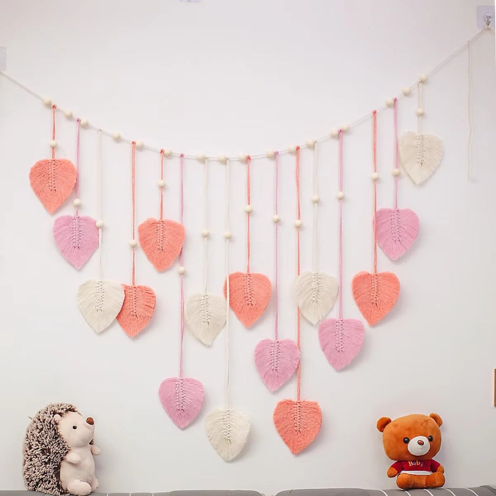 Décoration murale en macramé motif feuilles – Rose poudré Breeze
