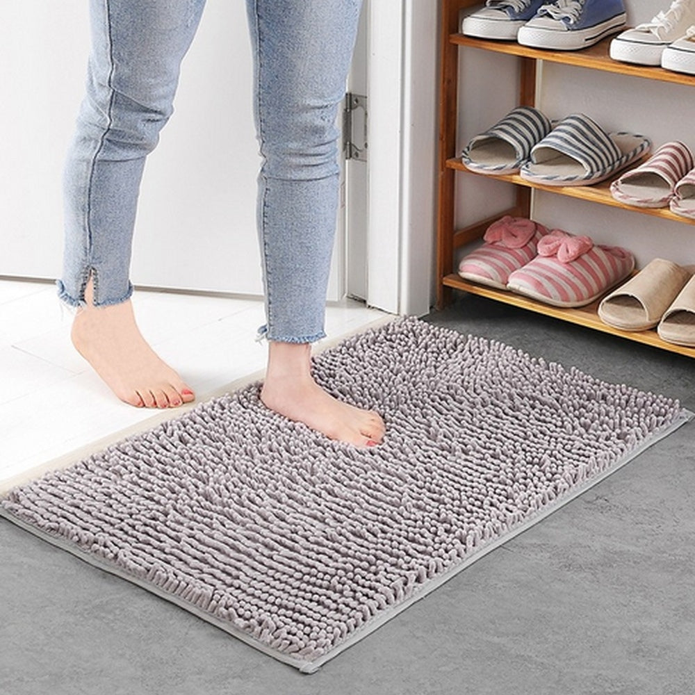 Tapis de bain doux en chenille Mavi – Gris