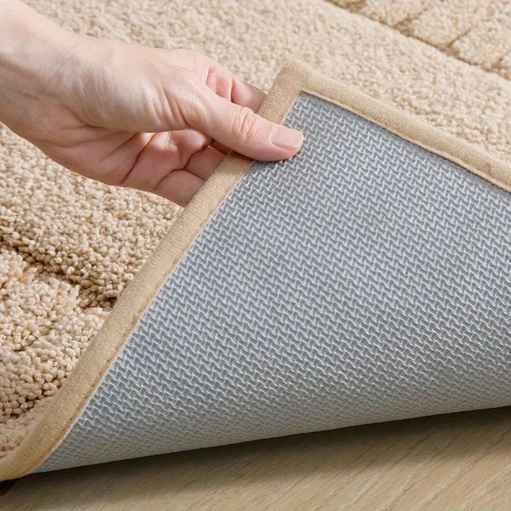 Tapis de bain minimaliste à rayures