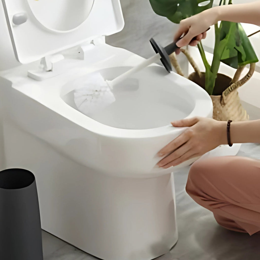 Brosse WC moderne pour salle de bain