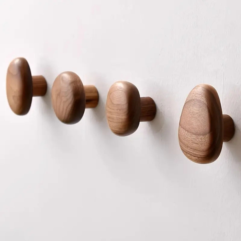 Patère en bois forme galet