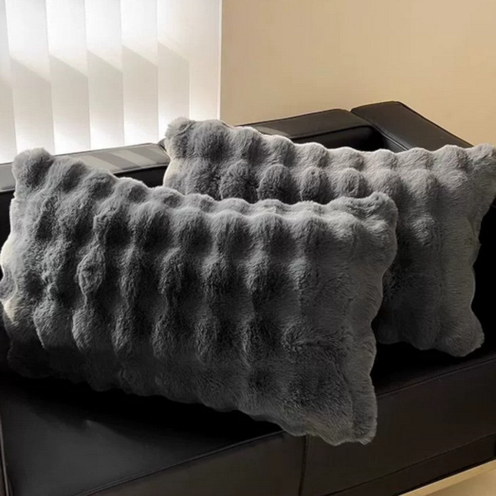 Housse de coussin en fausse fourrure de lapin