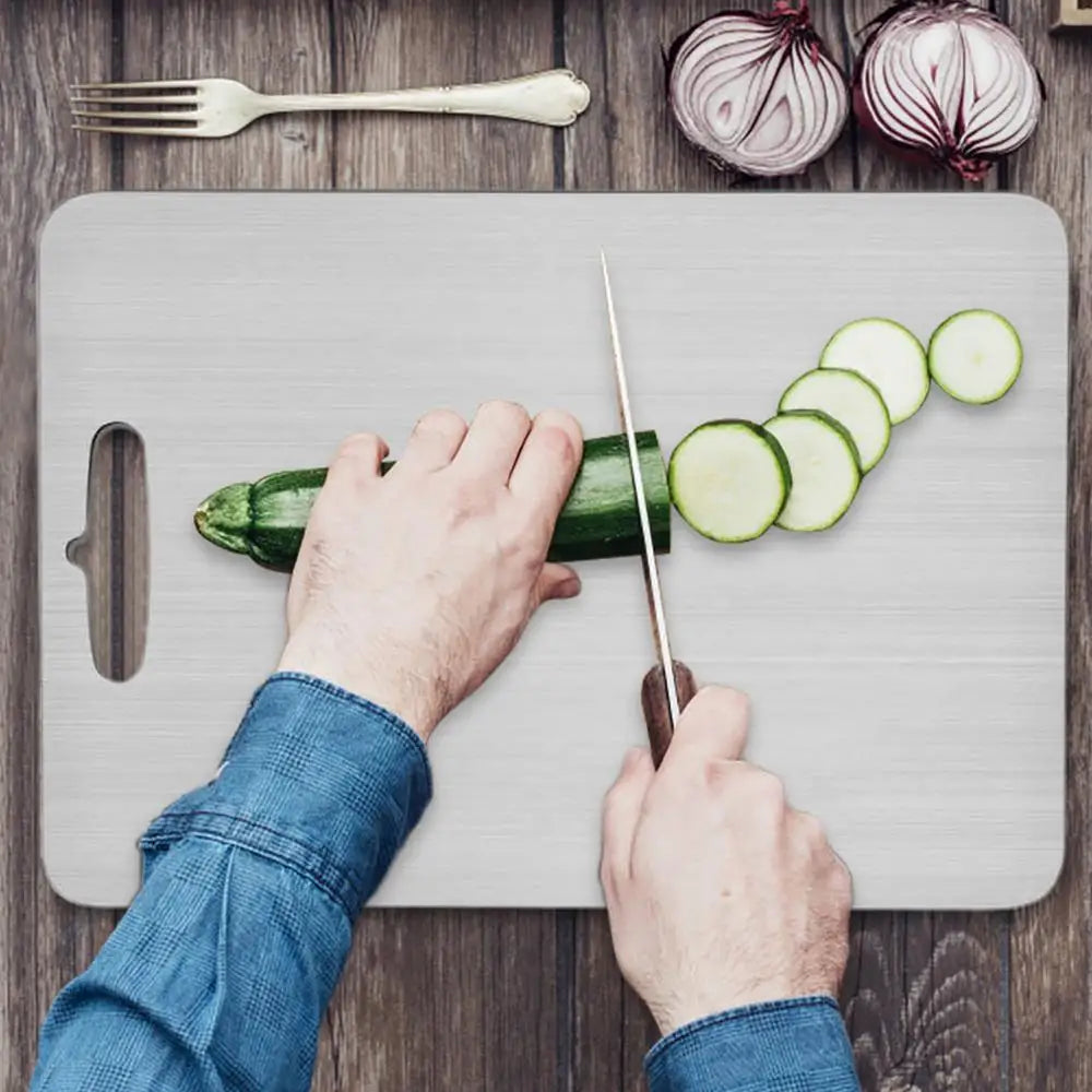 TitaniumBoard – Planche à Découper en Titane Ultra-Résistante