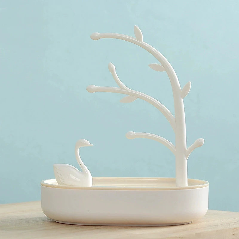 Arbre À Bijoux Avec Cygne