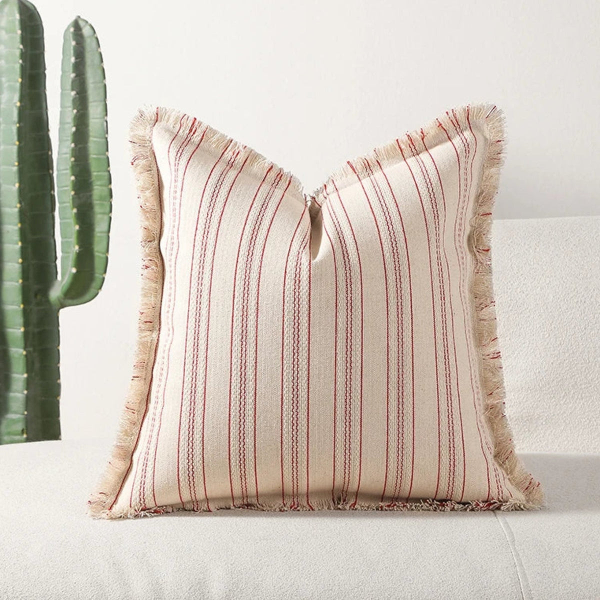 Housse de coussin texturée à franges rayures scandinaves