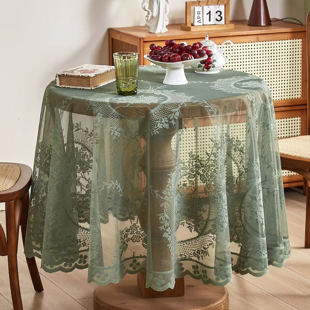 Nappe ronde en dentelle fleurie