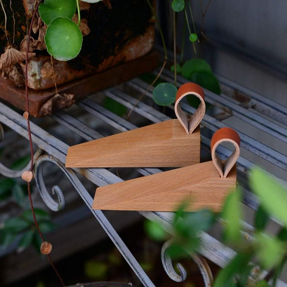 Butée de porte élégante en bois