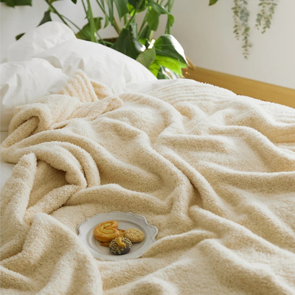 Plaid tricoté minimaliste Soft Nest