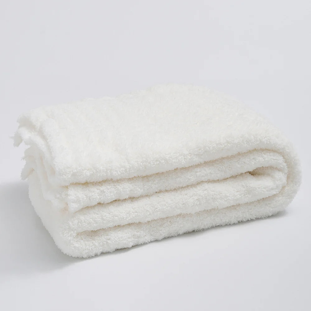 Plaid tricoté minimaliste Soft Nest