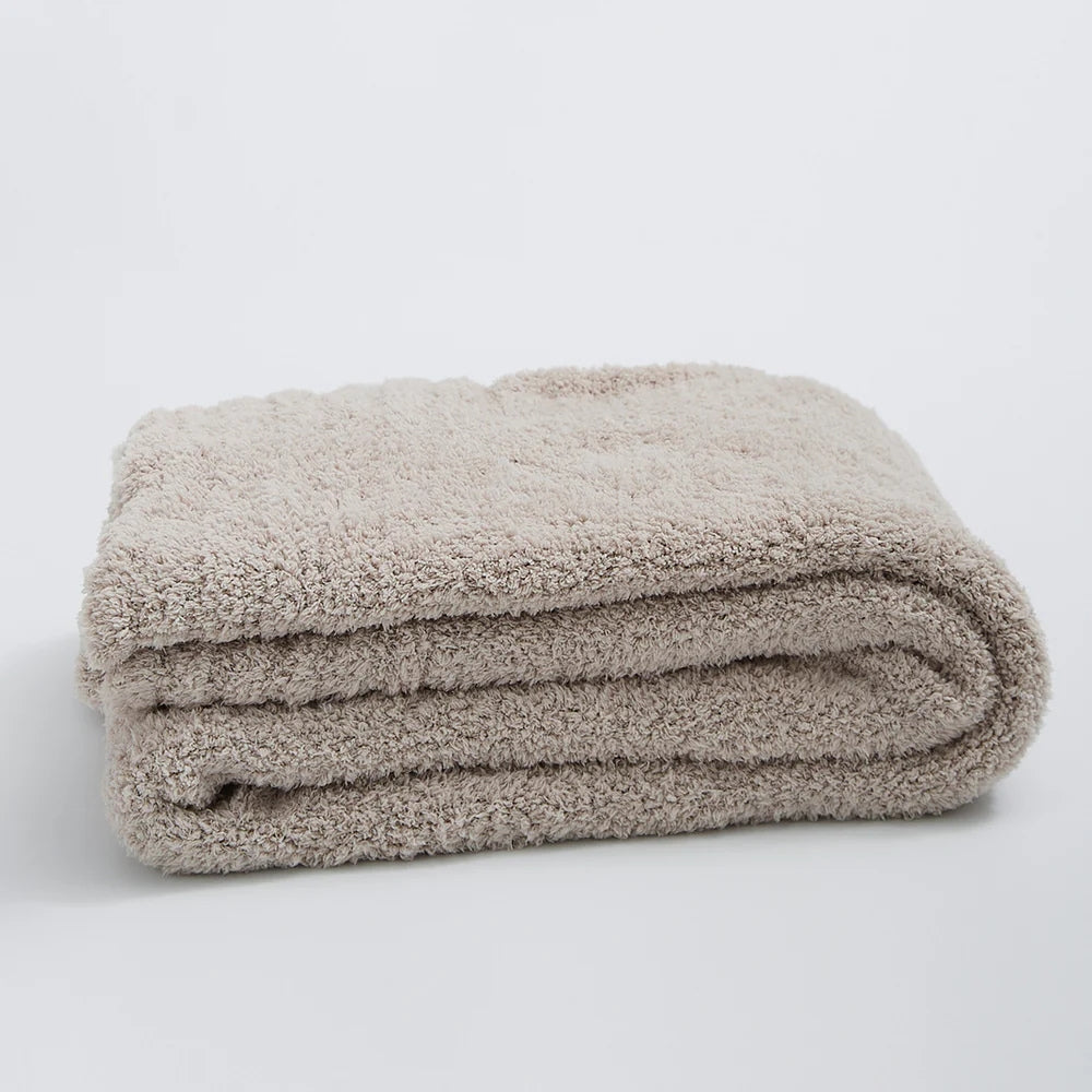 Plaid tricoté minimaliste Soft Nest