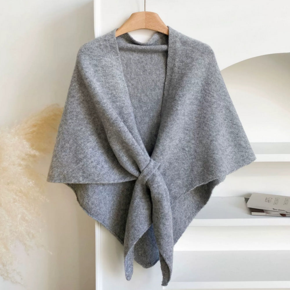 Poncho-cape triangulaire moelleux