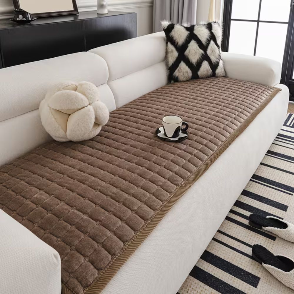 Housse de canapé matelassée minimaliste